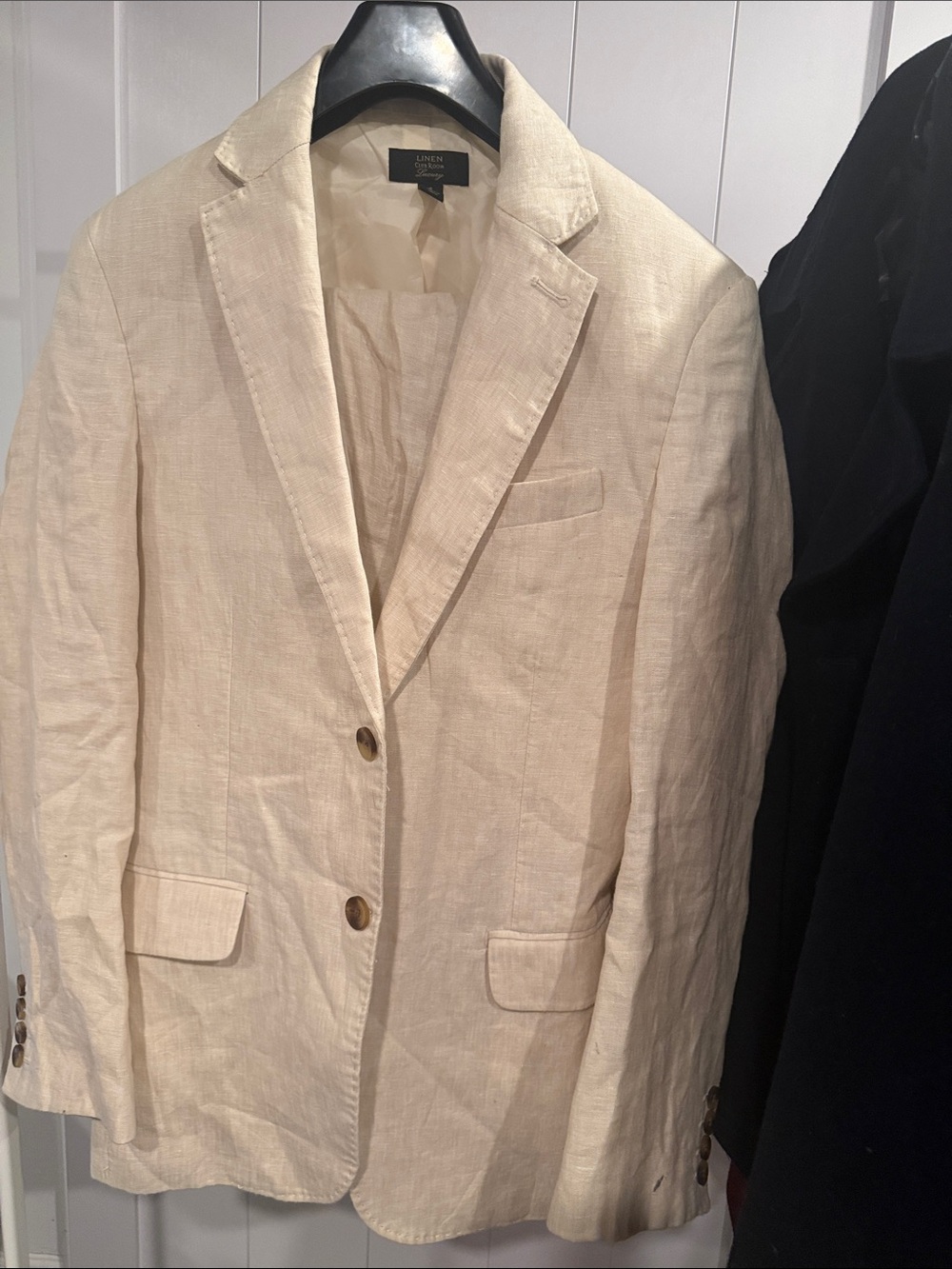 Club Room Linen Suit in Soft Cream